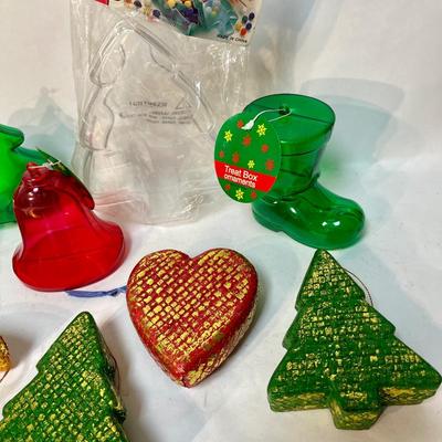 Christmas Holiday Shaped treat boxes