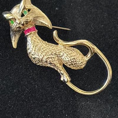 Vintage Full Cat Kitty with Green Eyes Gold Tone Brooch Pin Jewelry