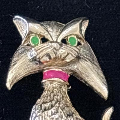 Vintage Full Cat Kitty with Green Eyes Gold Tone Brooch Pin Jewelry