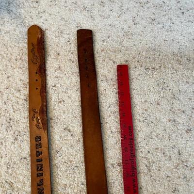 2 Men's belts with buckles