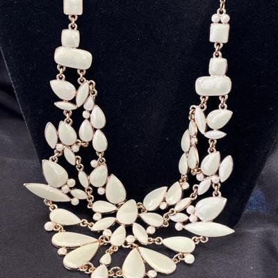 Vintage mint green white colored statement necklace gold toned