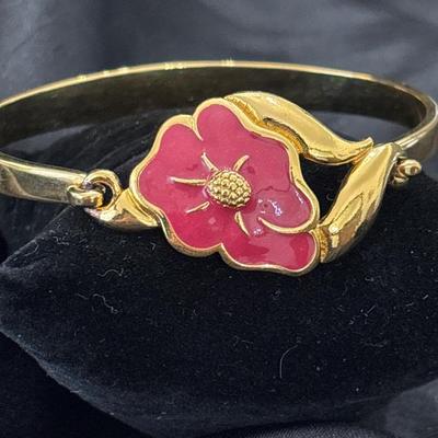 Gold Tone Pink Hibiscus Flower Bangle Bracelet EUCGold