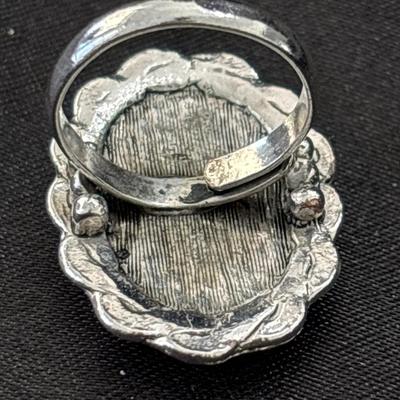Marked costume adjustable ring
