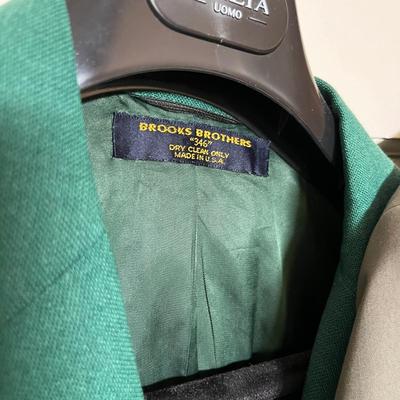 3 men's suits Brooks Brothers