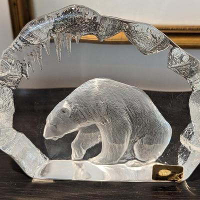 Pair of Mats Jonasson crystal paperweights Polar Bear and Bear cubs