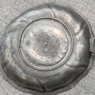 Antique 18th C Pewter round bowl / plate with handles 1705 touchmarks