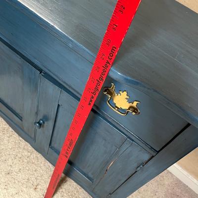 Antiqued Wash Stand