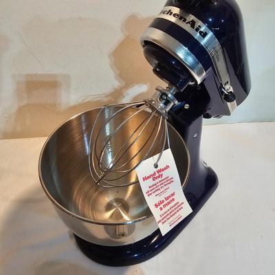 Cobalt Blue Kitchen Aid 5QT Artisan Mixer & Accessories, NIB (G-JS)