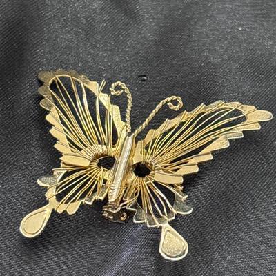 1970 Monet vintage Butterfly Brooch Pin gold cream color piano string wings 3D