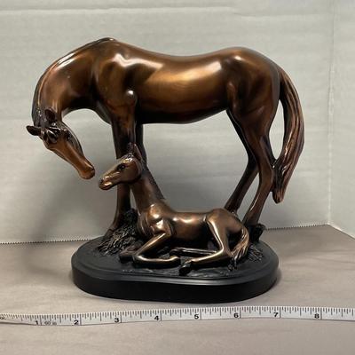 Treasure of Nature Mom and Baby Horses Figurine