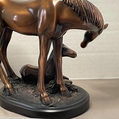 Treasure of Nature Mom and Baby Horses Figurine