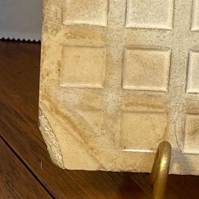 Mintons Ceramic Tile - Isout