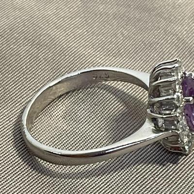 Vintage 925 Sterling Ring with Colored Stone Center