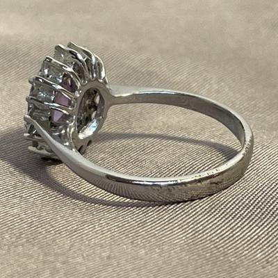 Vintage 925 Sterling Ring with Colored Stone Center