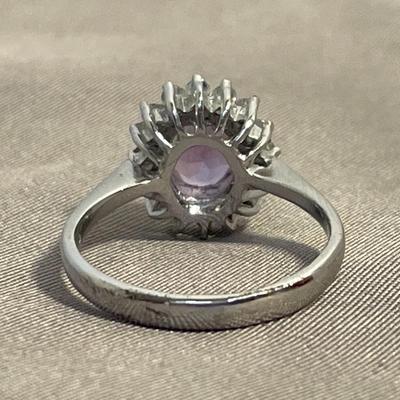 Vintage 925 Sterling Ring with Colored Stone Center