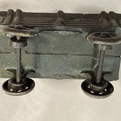 Vintage Cast Iron Stake Side Wagon