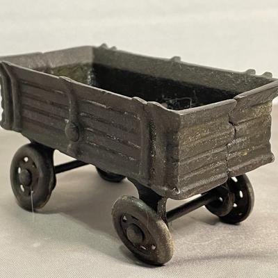 Vintage Cast Iron Stake Side Wagon