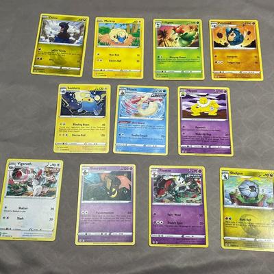 11 Pokemon Cards from 2021