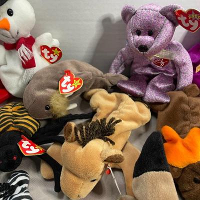 12 Beanie Babies 1993-2000