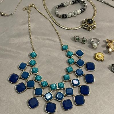 Collection of Jewelry including Krementz and Monet