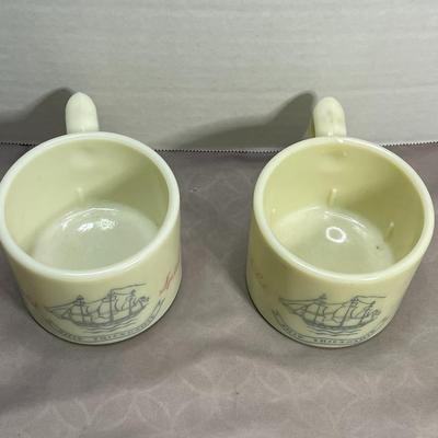 2 Vintage Old Spice Friendship Shaving Mugs