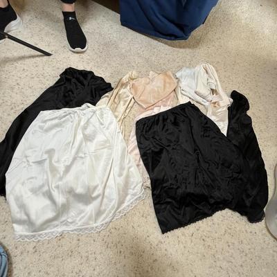 Womens skirt slips