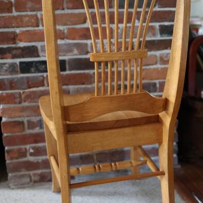 Rowan Oaks Dining Table with 6 Chairs & Leaf (See Description)