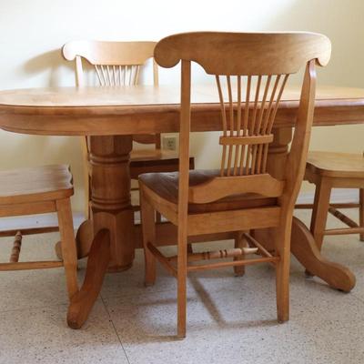 Rowan Oaks Dining Table with 6 Chairs & Leaf (See Description)