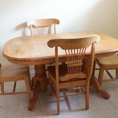 Rowan Oaks Dining Table with 6 Chairs & Leaf (See Description)