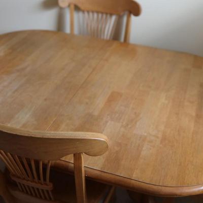 Rowan Oaks Dining Table with 6 Chairs & Leaf (See Description)