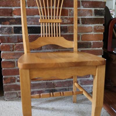 Rowan Oaks Dining Table with 6 Chairs & Leaf (See Description)