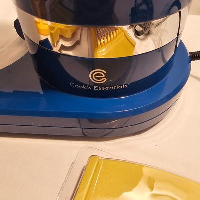 Assorted Small Kitchen Appliances: Ninja Storm, Electric Mandoline, & More (G-JS)
