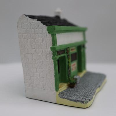 The Irish Pub by Miniature Masterpieces Music Box