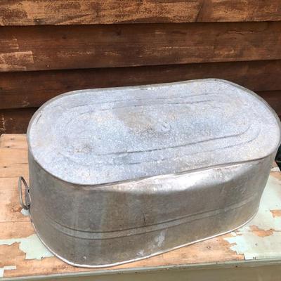 Galvinized TIn Wash Tub