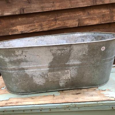 Galvinized TIn Wash Tub