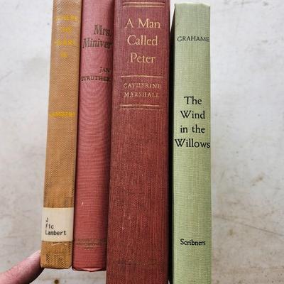 Vintage book lot,