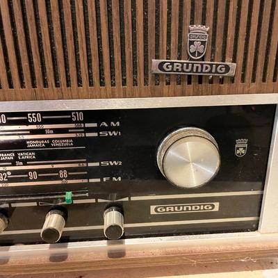 Vintage Grundig Radio