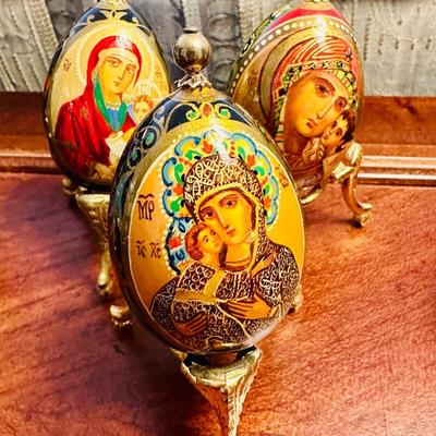 3 hand-painted Russian eggs
