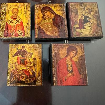 Lot of 5 small icons