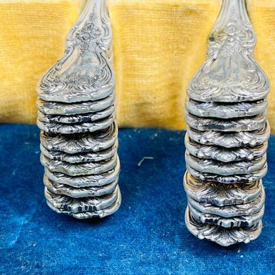 Towle Old Master Sterling USA flatware in chest 62 pieces over 7 lbs of sterling silver