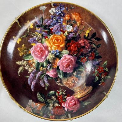 Decorative Collector Plate Set of 8 - Majestic Bouquet Franklin Mint Heirloom