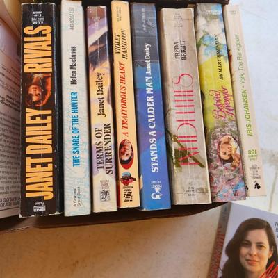 Paperback Fiction book lot including Jane Dailey