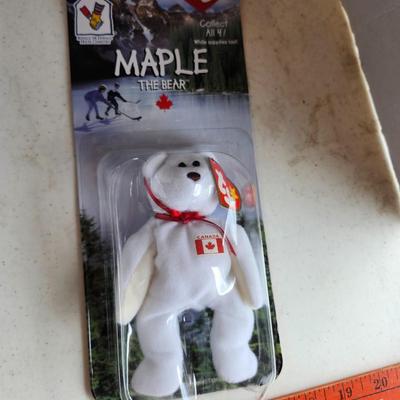 TY TEENIE BEANIE BABIES GLORY MAPLE ERIN BRITANNIA MCDONALDS NEW IN PACKAGE
