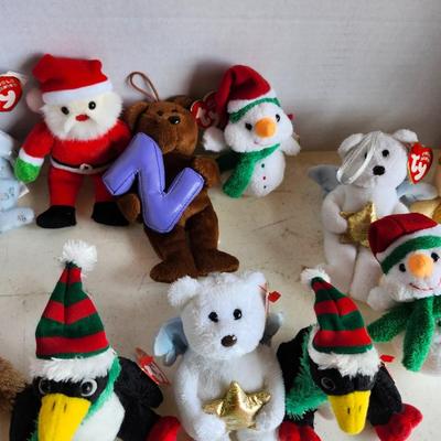 Lot of teeny ty beanie babies, Christmas