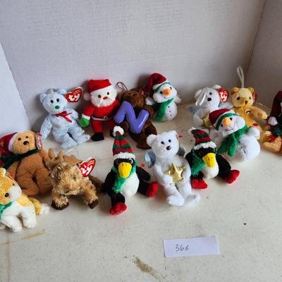 Lot of teeny ty beanie babies, Christmas