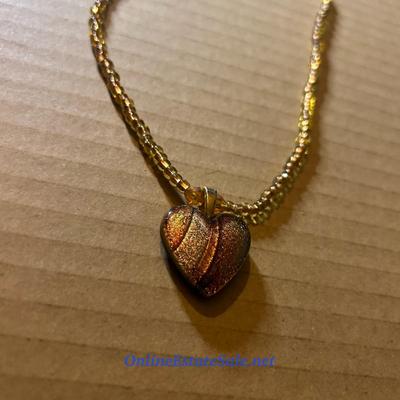 BROWN HEART NECKLACE
