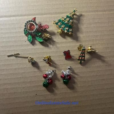 ASSORTED CHRISTMAS JEWELRY