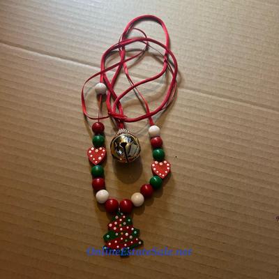 SET OF 2 CHRISTMAS NECKLACES