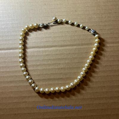 PEARL NECKLACE