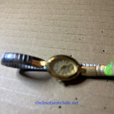 OVAL ELASTIC WATCH